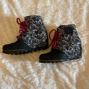 Sorel wedge boots